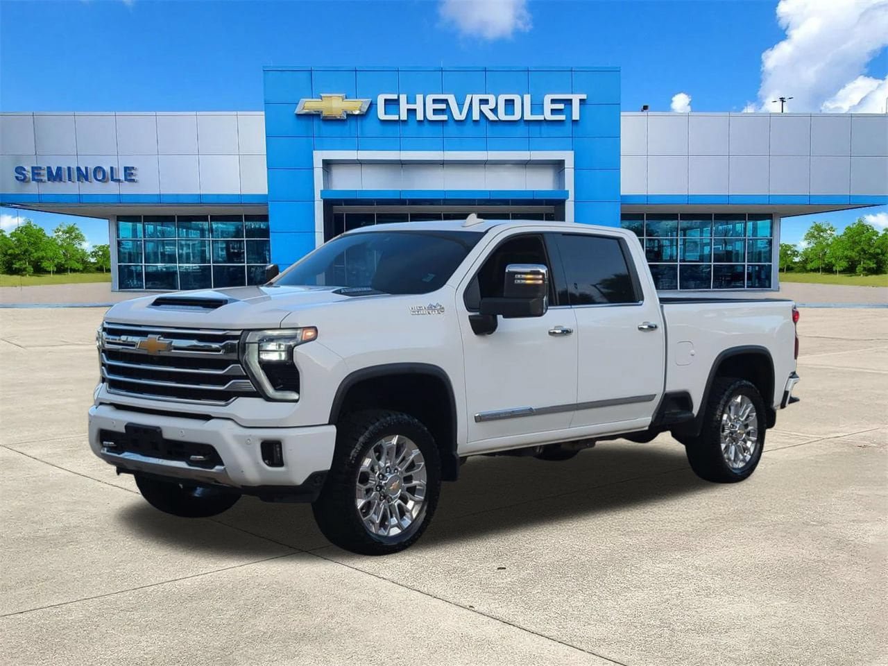 Used 2024 Chevrolet Silverado 2500 High Country AWD/4WD image 2