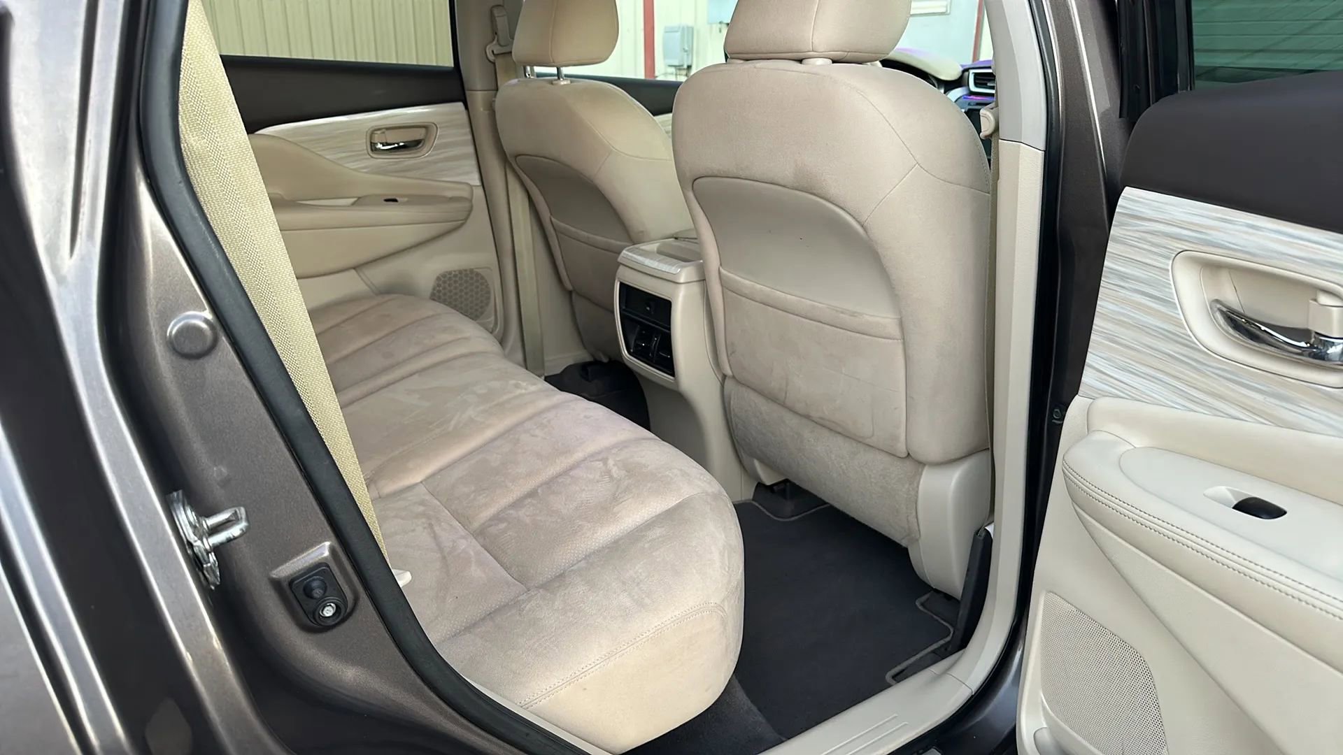 Used 2016 Nissan Murano SV image 10