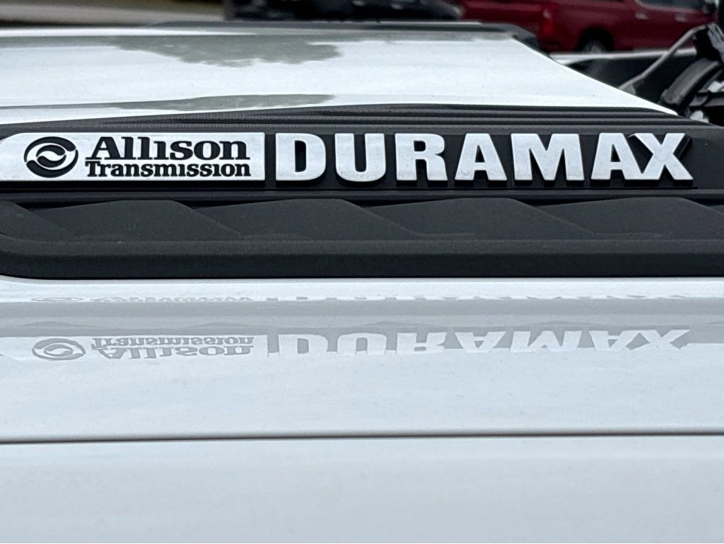 Used 2024 Chevrolet Silverado 2500 LT AWD/4WD image 19