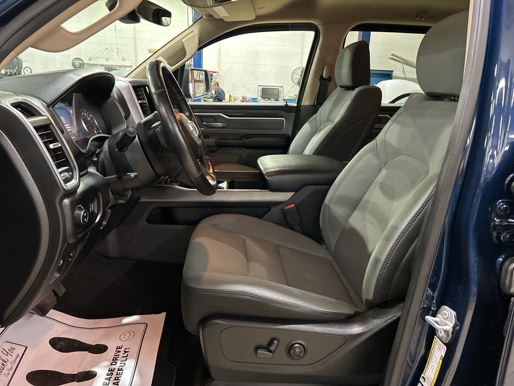 Used 2020 RAM 1500 Big Horn AWD/4WD image 17