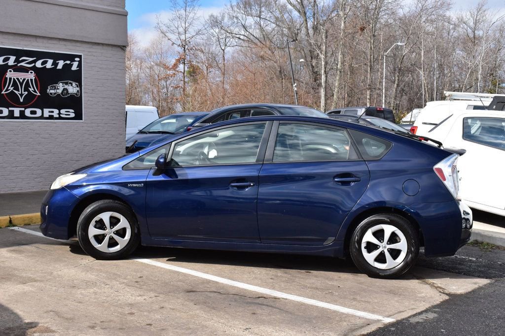 Used 2013 Toyota Prius Four FWD image 3