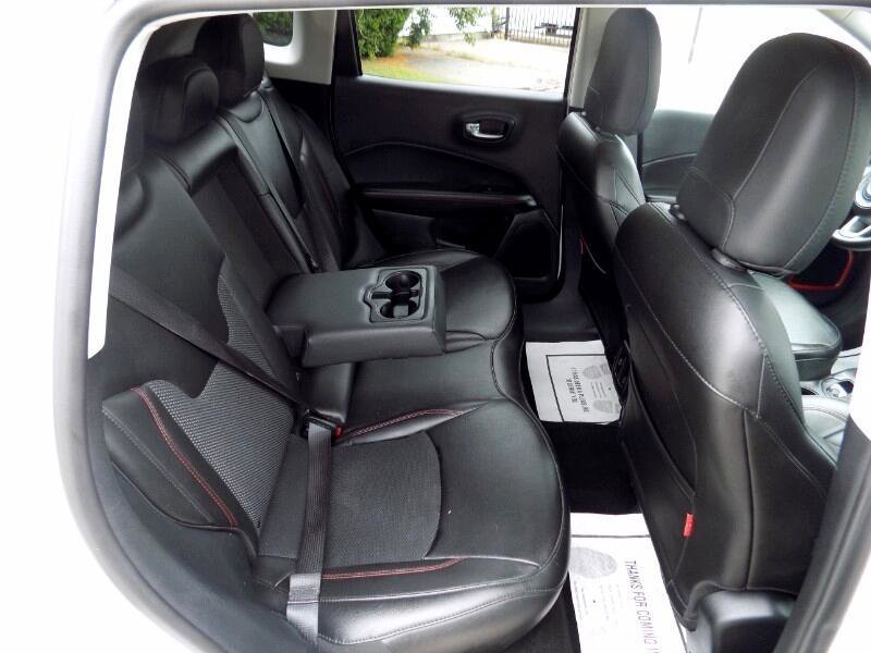 Used 2020 Jeep Compass Trailhawk image 19