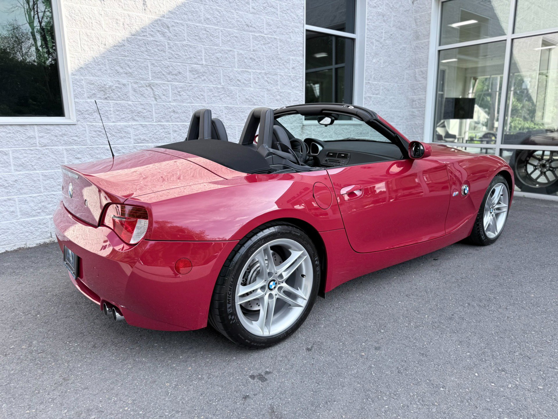 Used 2006 BMW M Roadster RWD image 21