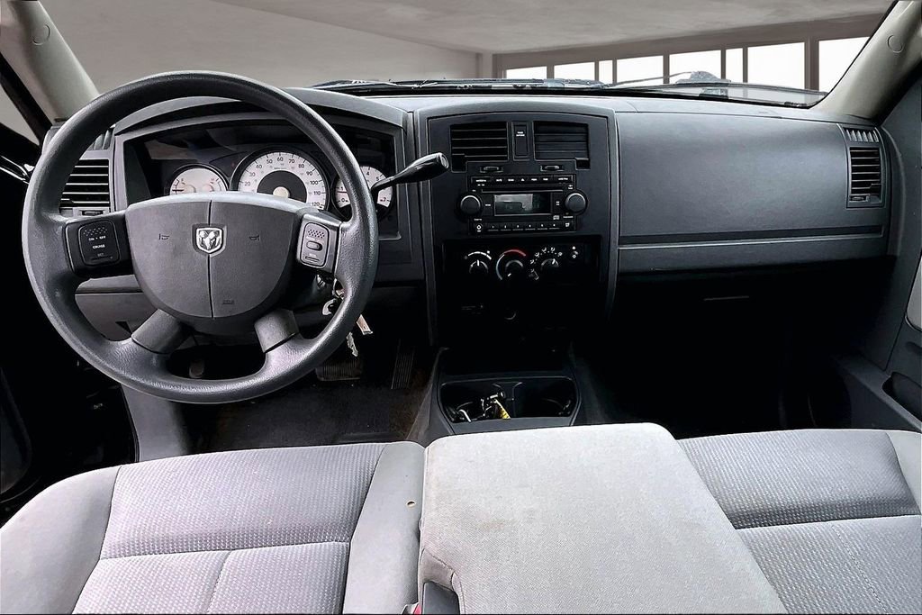 Used 2006 Dodge Dakota ST image 17