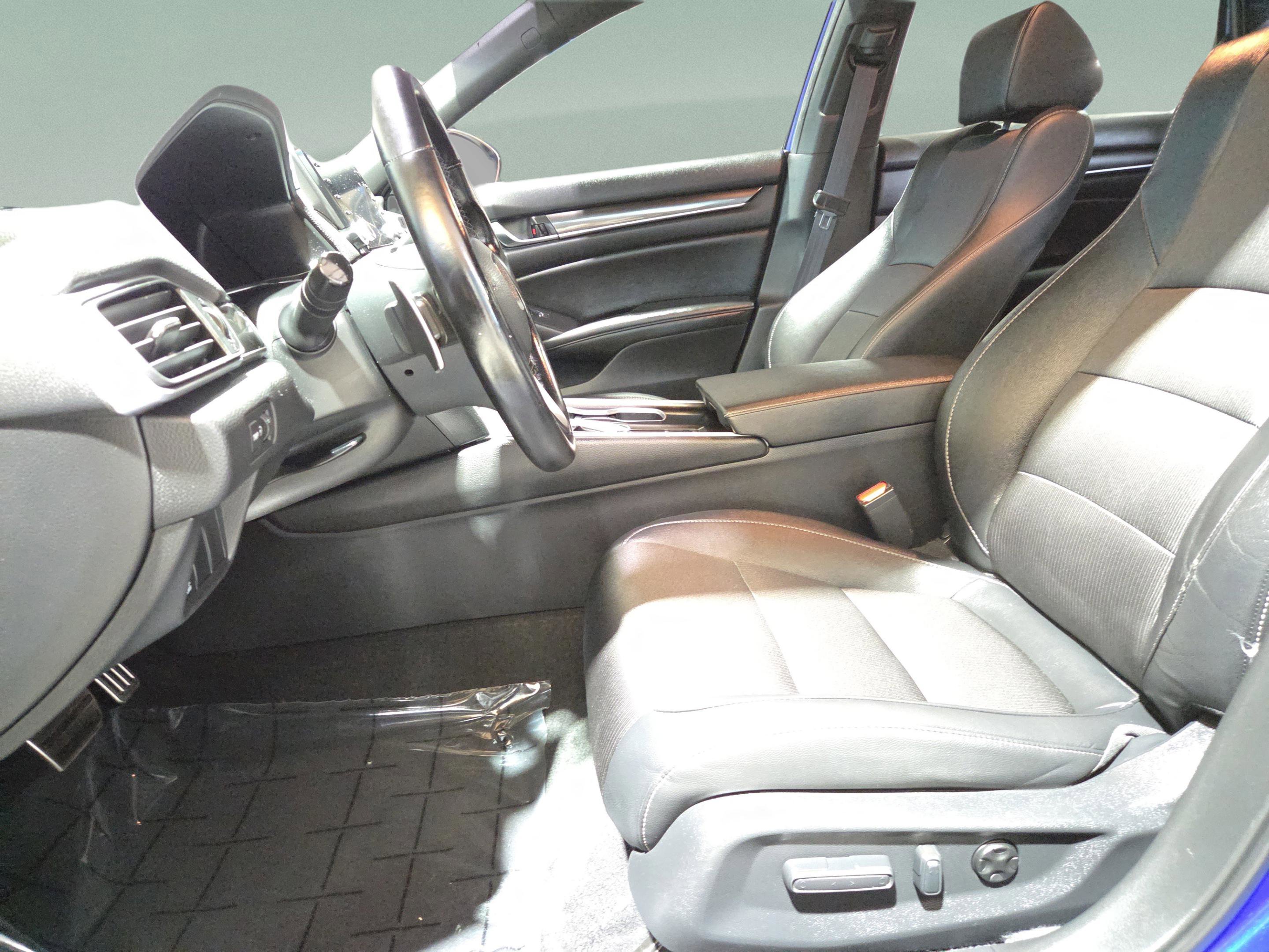 Used 2019 Honda Accord Sport image 25