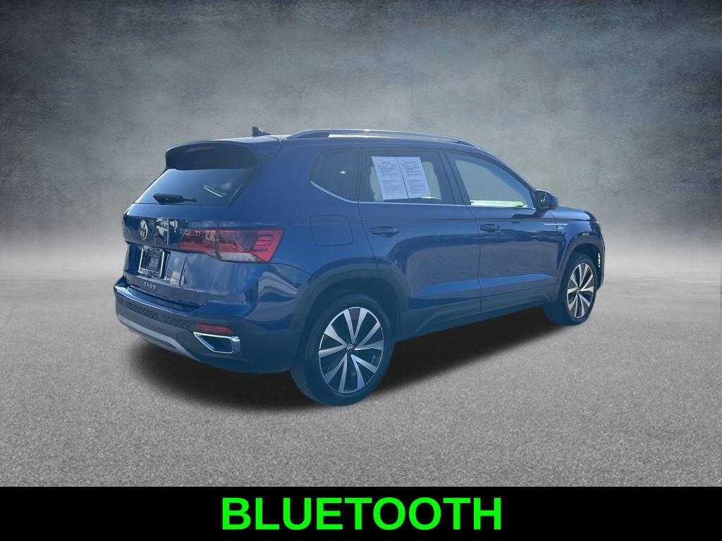 Used 2024 Volkswagen Taos SE image 5