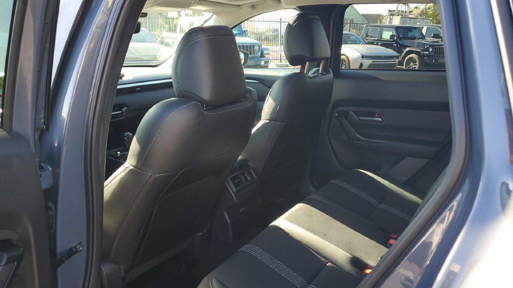 Used 2026 MAZDA CX-50 AWD 2.5 S w/ Preferred Pkg image 15