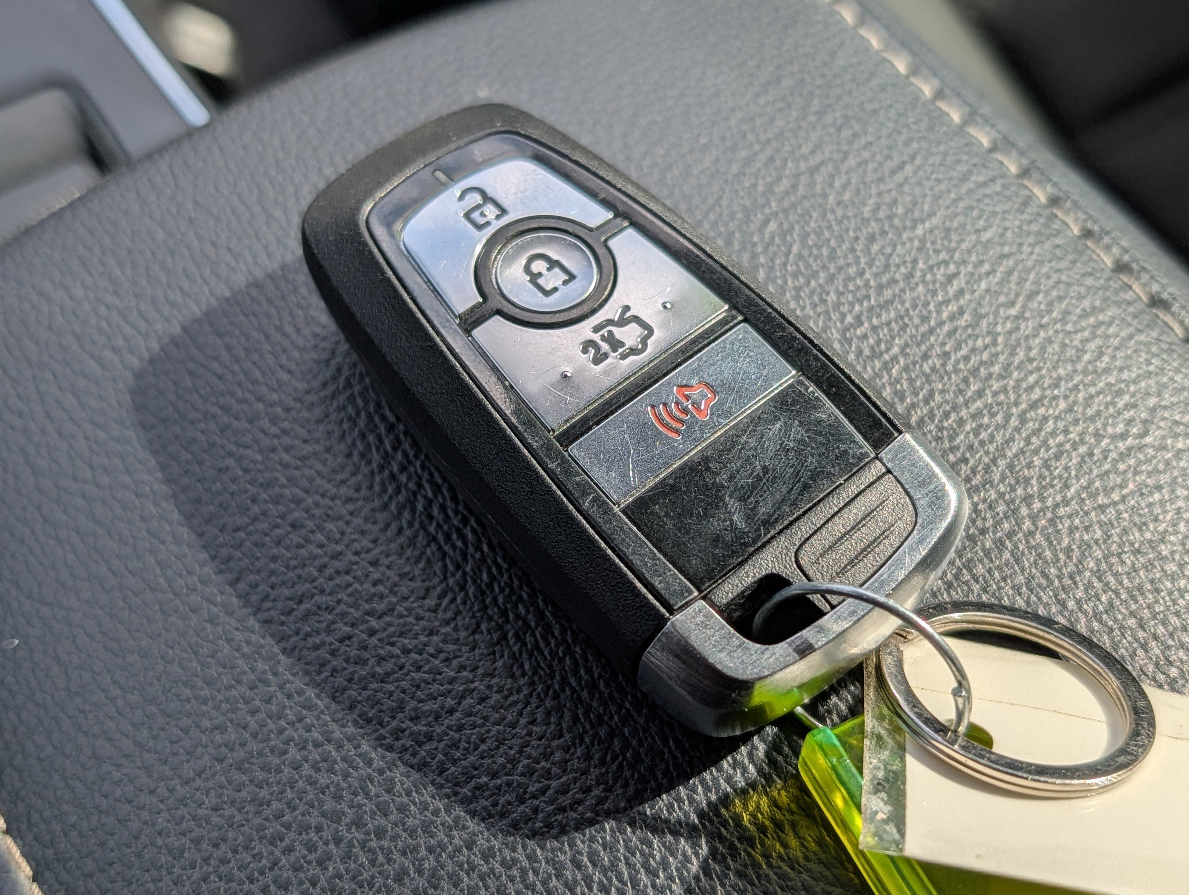 Used 2019 Ford Fusion SE FWD image 33