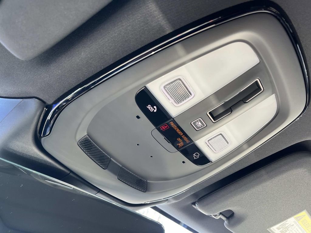 New 2026 Volvo XC60 B5 Plus w/ Climate Package image 33