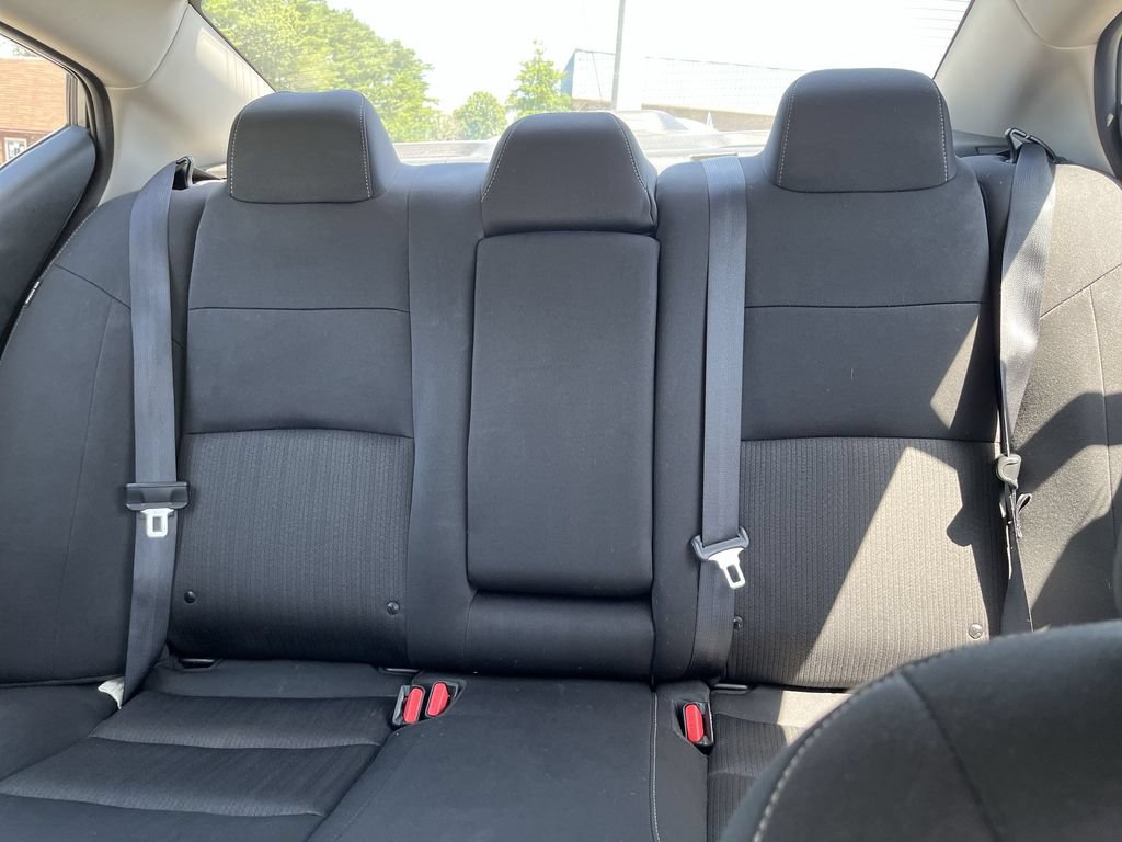 Used 2024 Nissan Altima 2.5 SV FWD image 21