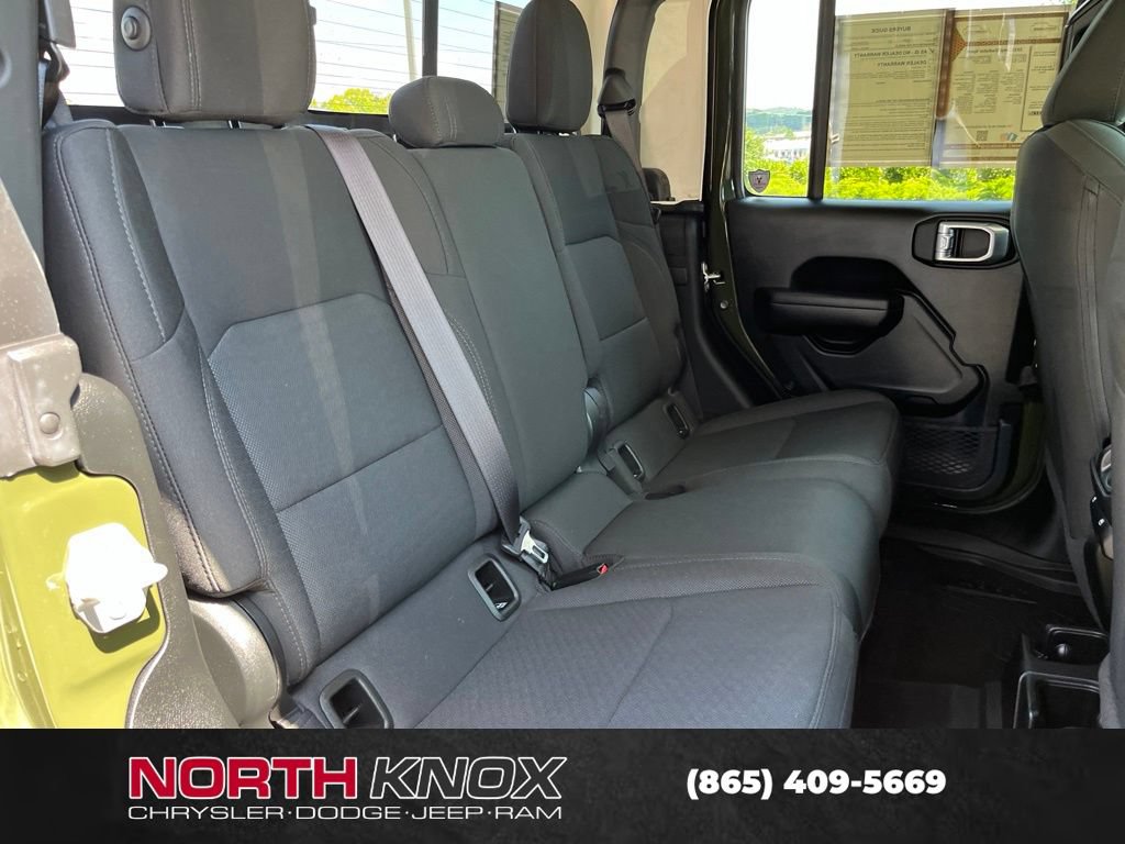 Used 2021 Jeep Gladiator Sport AWD/4WD image 25