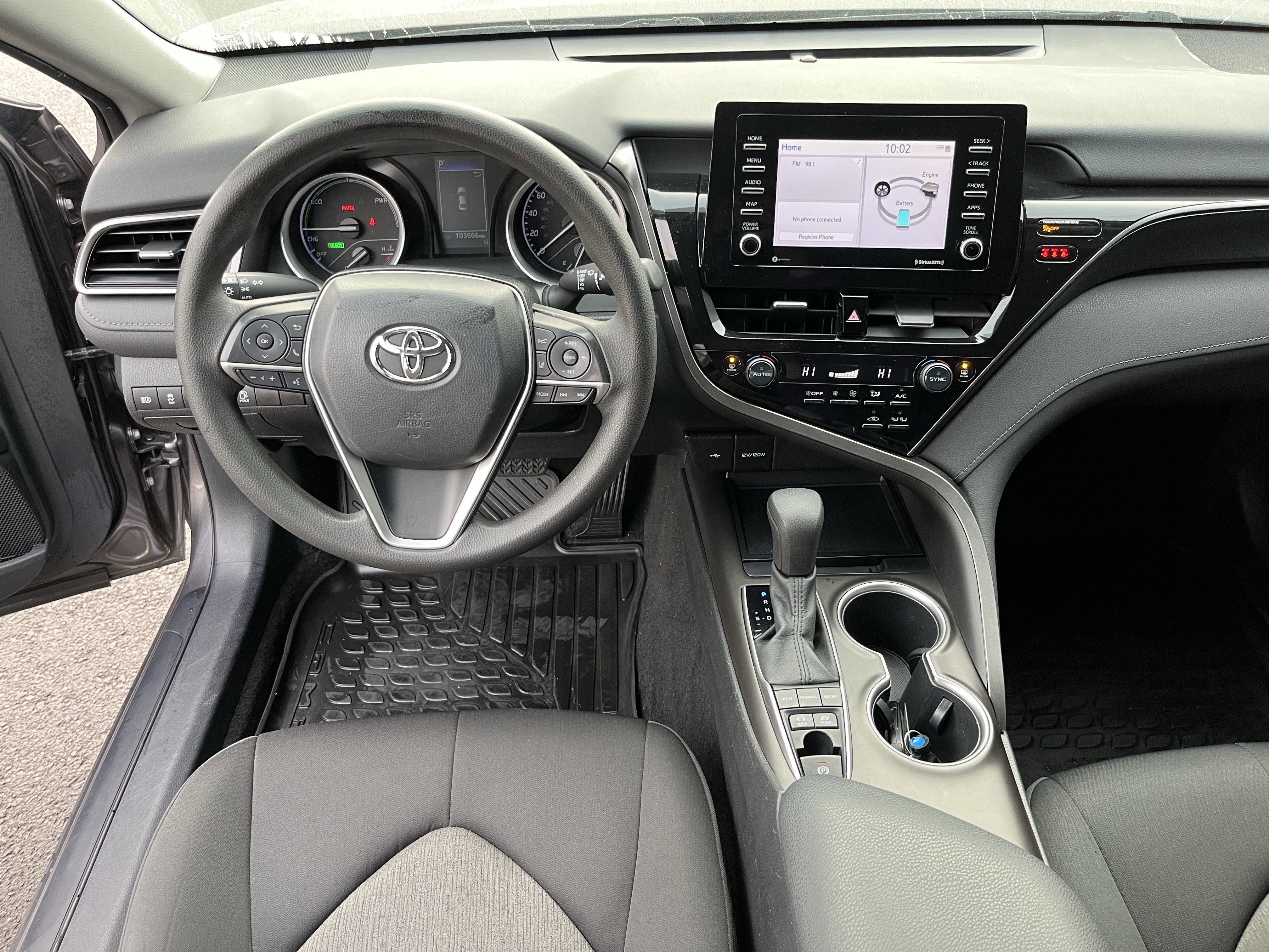 Used 2022 Toyota Camry LE image 11