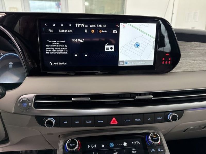 Used 2025 Hyundai Palisade Calligraphy image 29