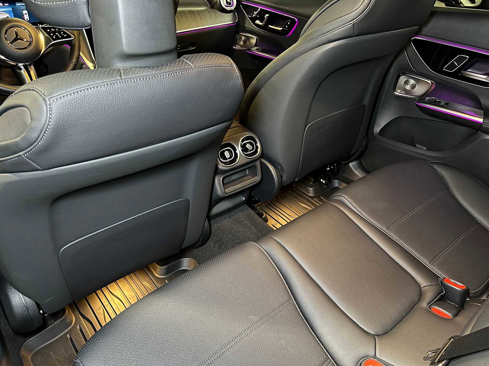 Certified 2025 Mercedes-Benz GLC 300 4MATIC image 19