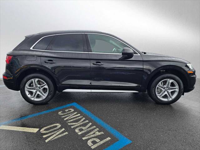 Used 2018 Audi Q5 2.0T Premium Plus w/ Premium Plus Package AWD/4WD image 2