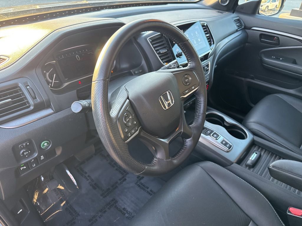 Used 2023 Honda Passport EX-L image 25