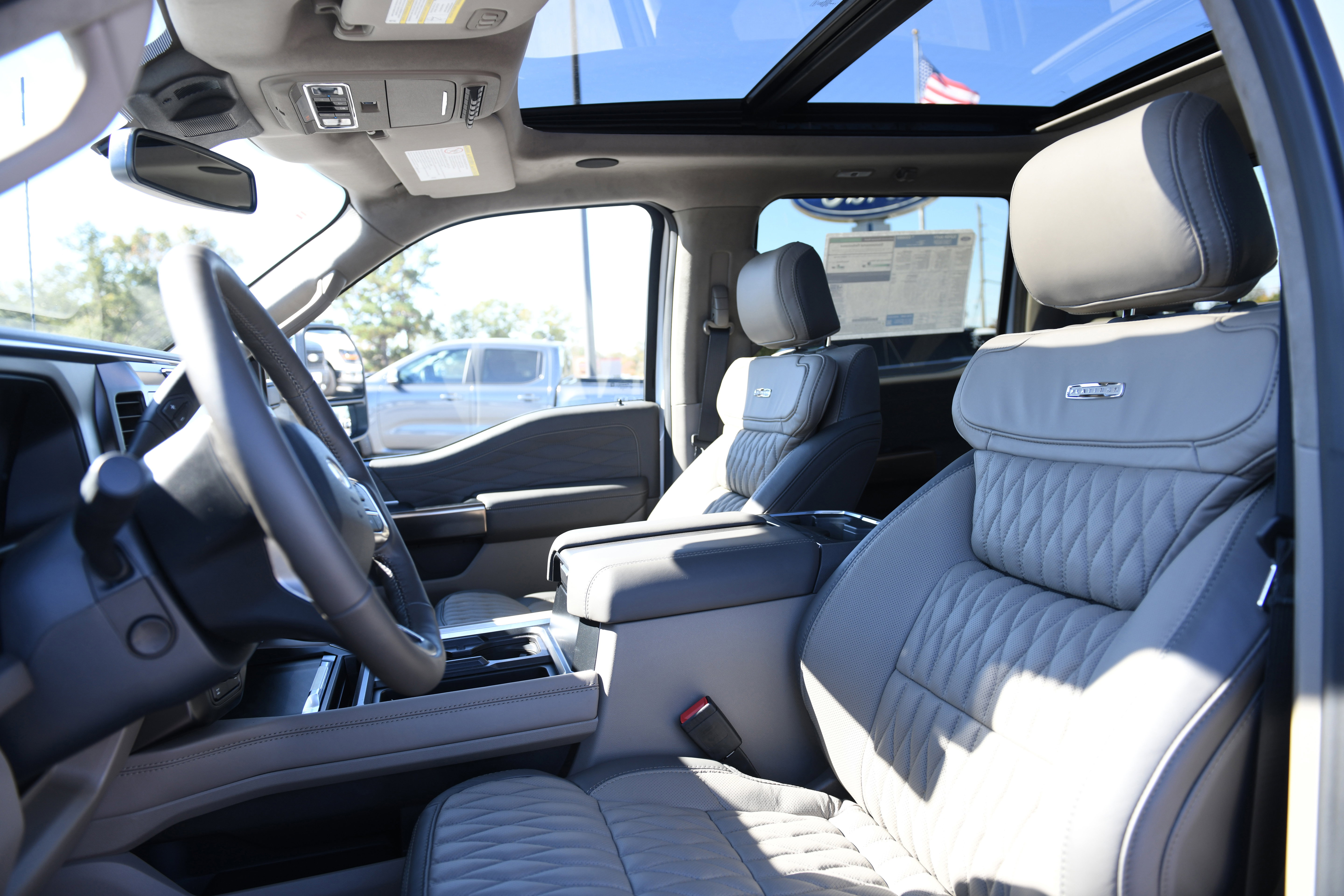 New 2026 Ford F250 Platinum w/ Platinum Plus Package image 28