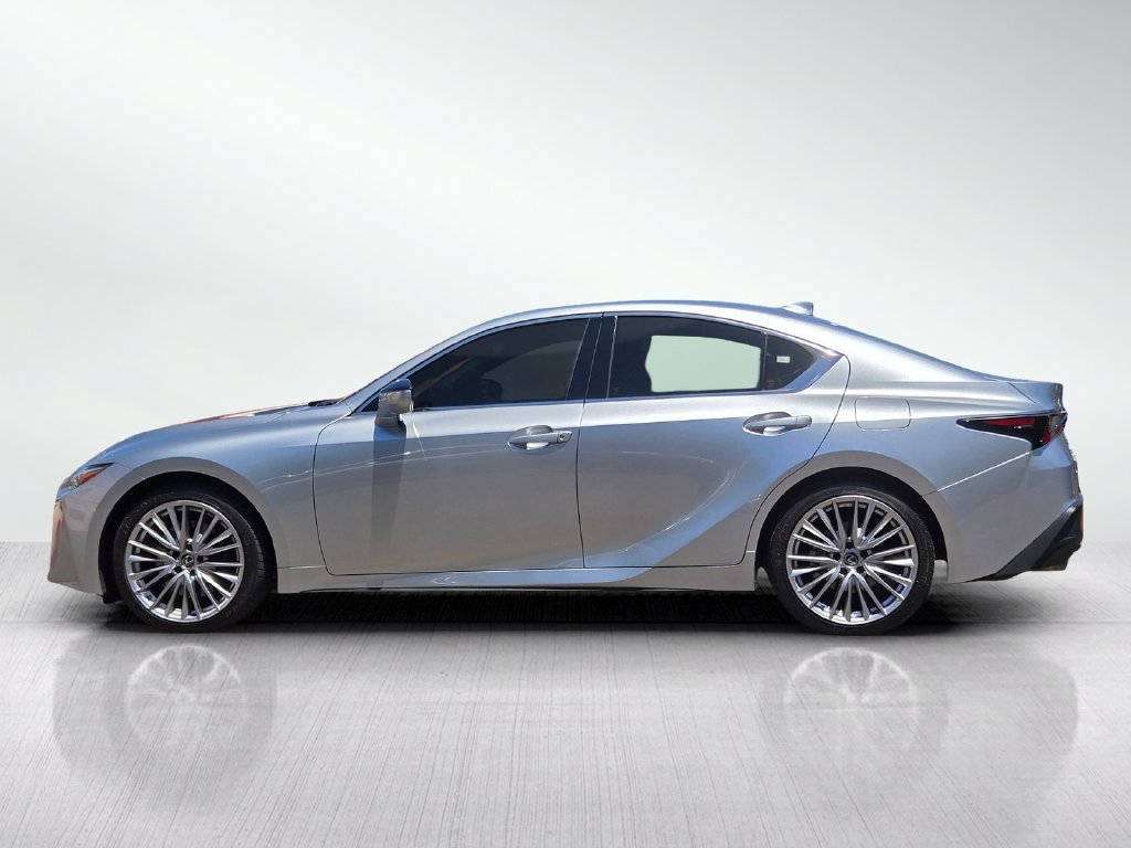 Used 2022 Lexus IS 300 AWD w/ Premium Package image 8