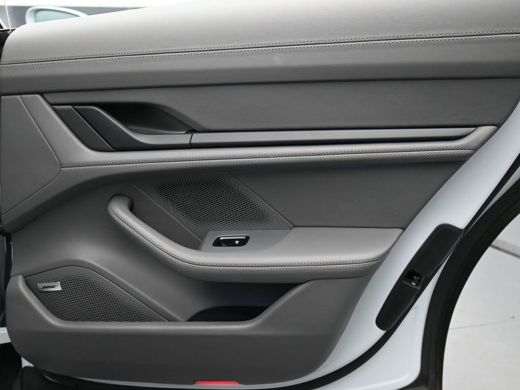 Used 2022 Porsche Taycan Turbo w/ Premium Package image 22