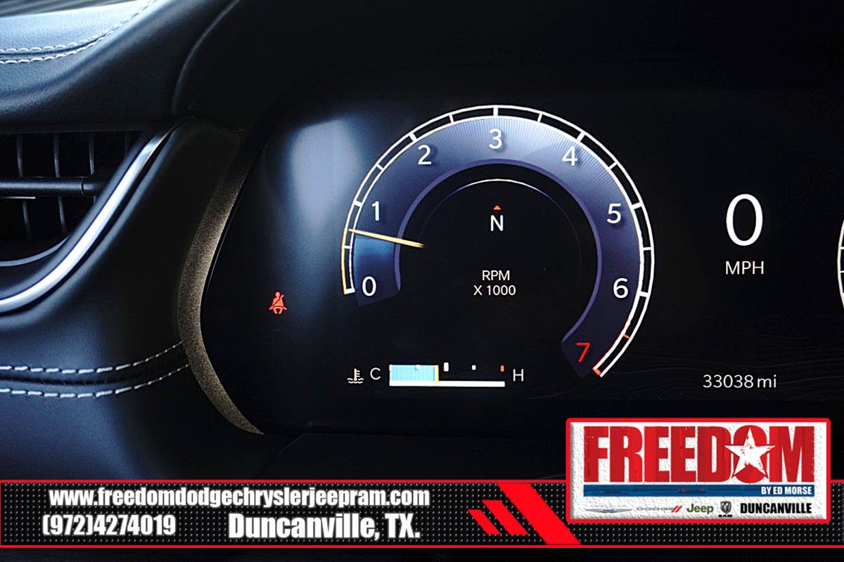 Used 2023 Jeep Grand Cherokee L Overland w/ Trailer Tow Group (B) RWD image 30
