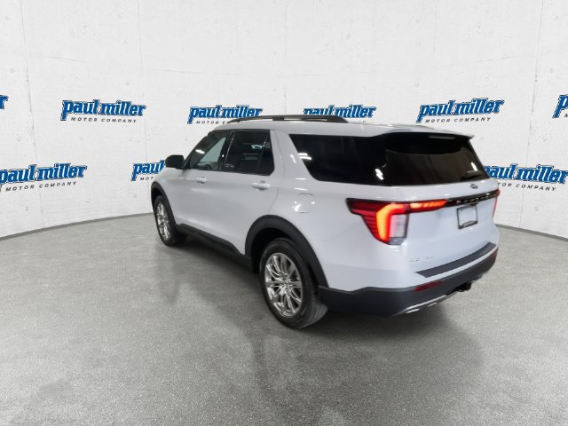Used 2026 Ford Explorer Active w/ Active Comfort Package AWD/4WD image 9