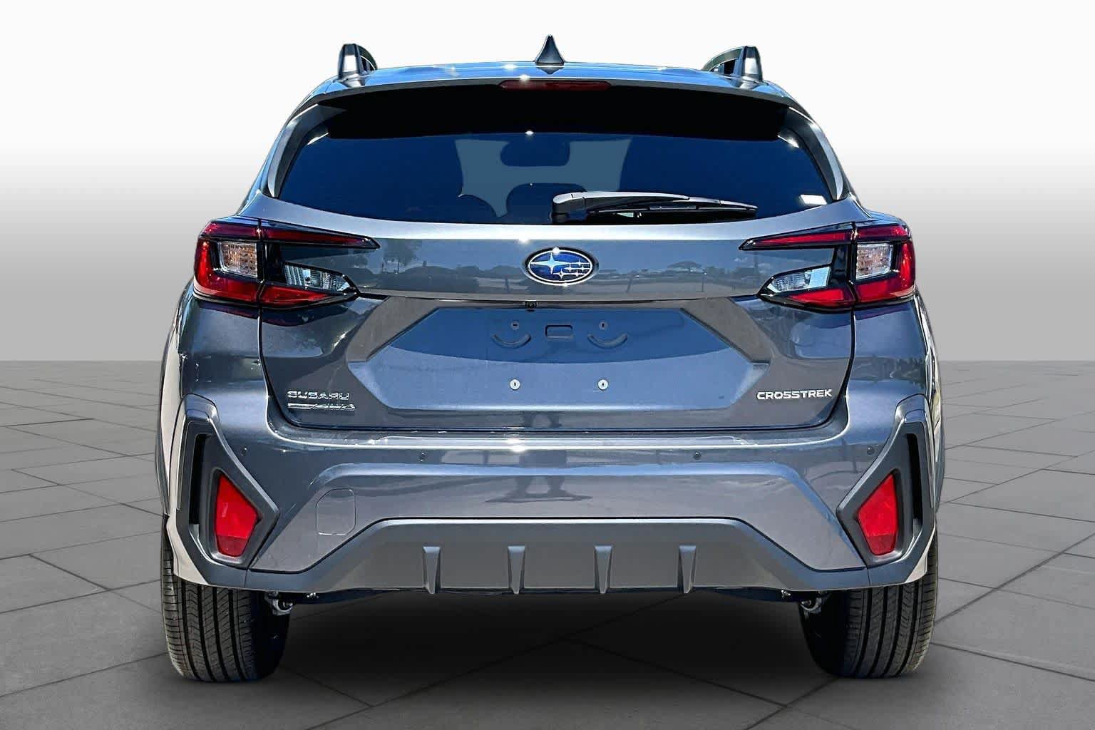 Used 2025 Subaru Crosstrek 2.5i Limited AWD/4WD image 8