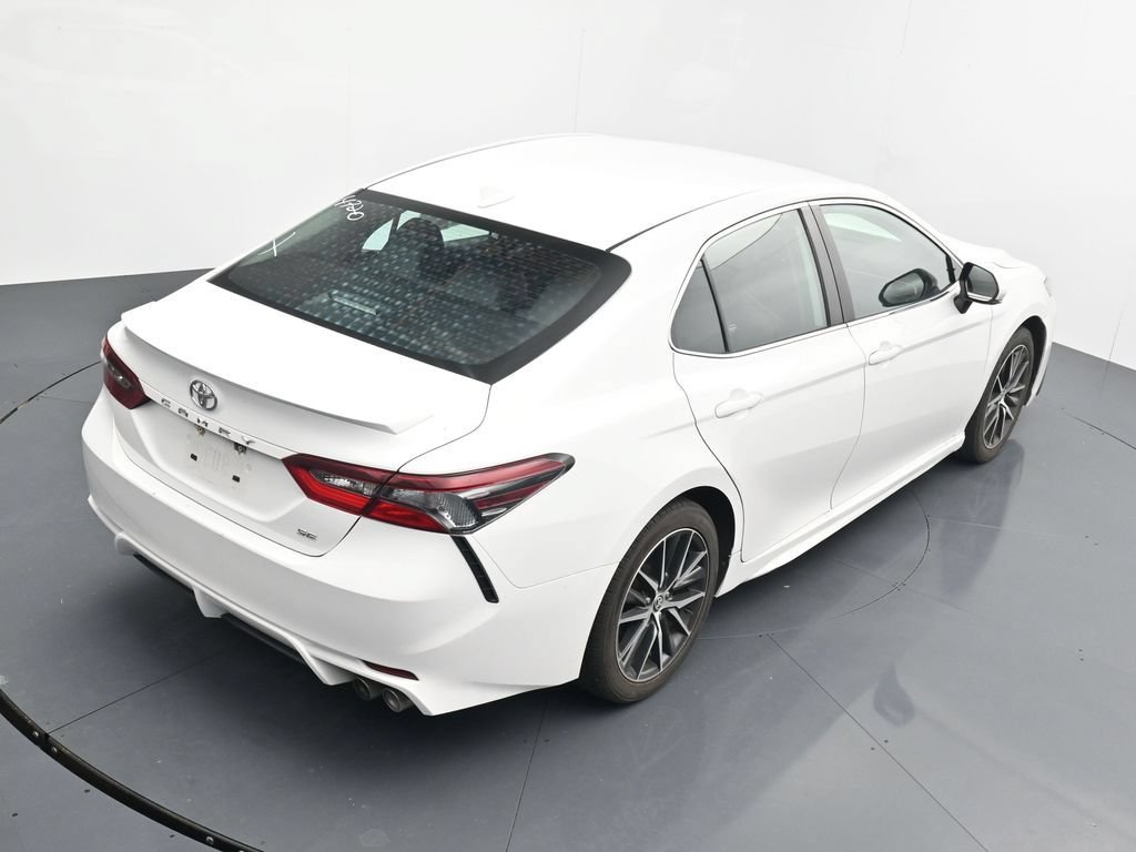 Used 2024 Toyota Camry SE FWD image 15