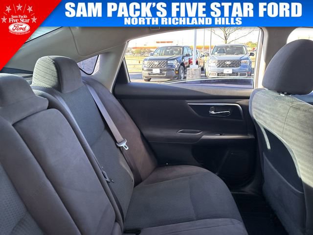 Used 2014 Nissan Altima 2.5 SV w/ Convenience Package image 16