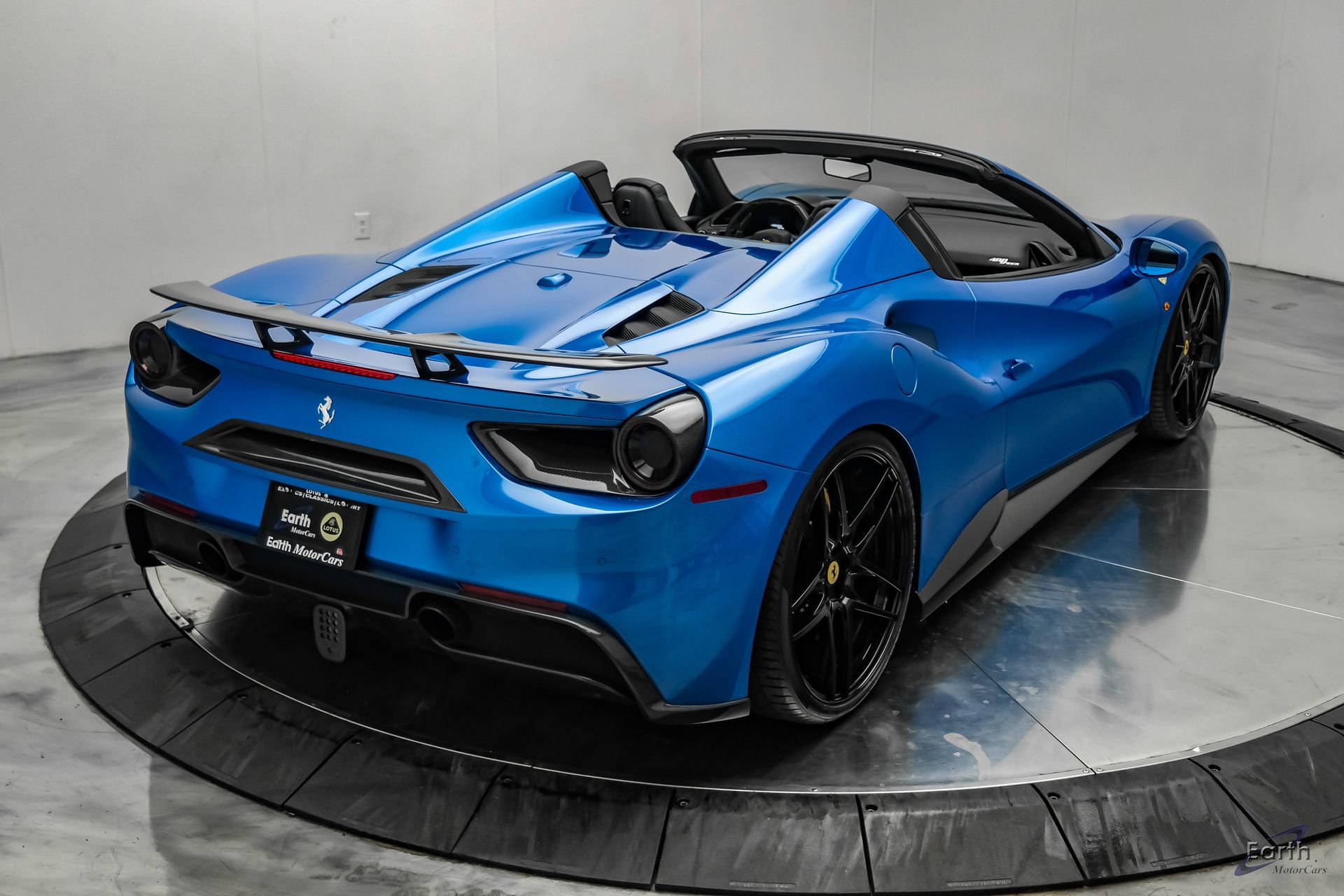 Used 2017 Ferrari 488 Spider RWD image 24