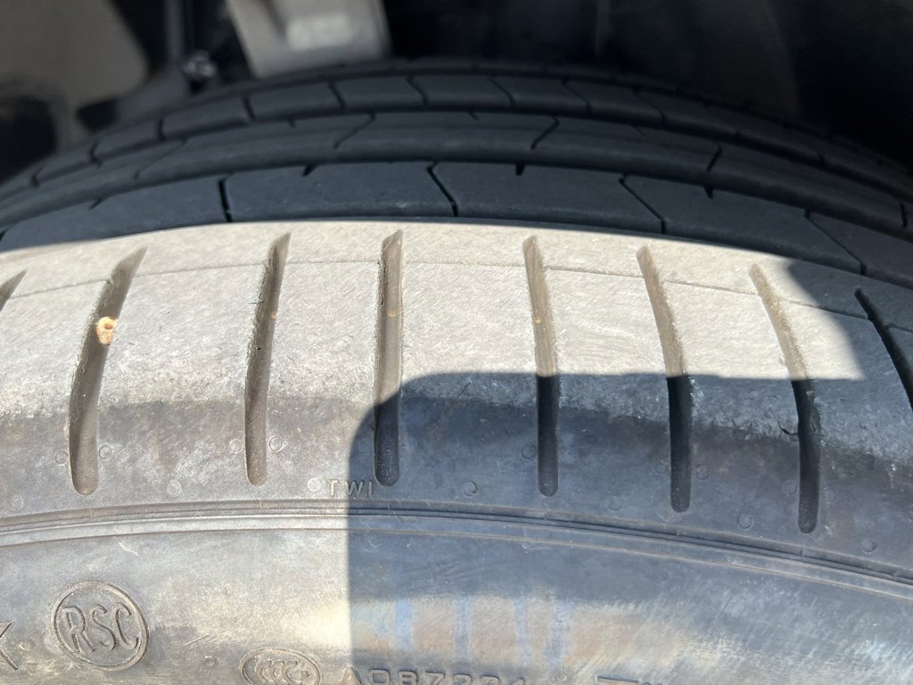 Used 2022 BMW X5 sDrive40i w/ Parking Assistance Package image 11