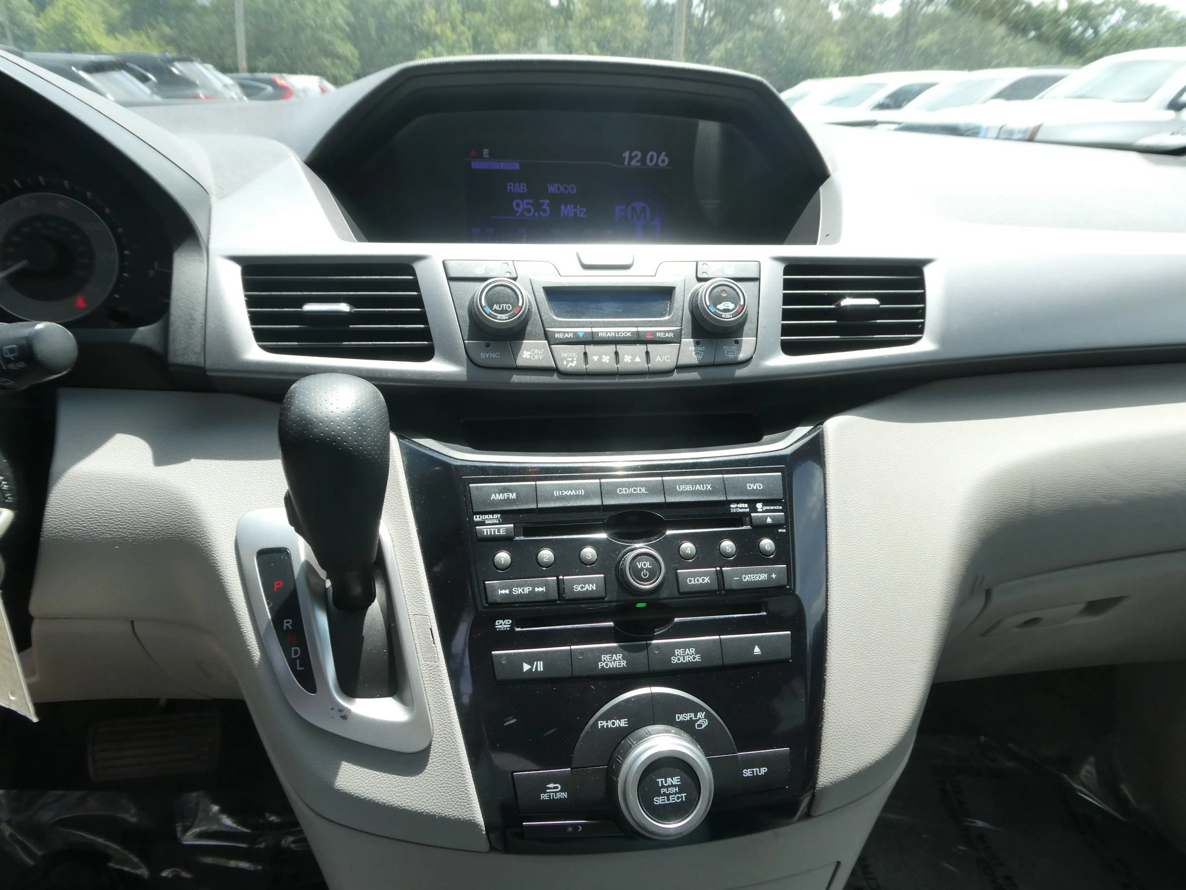 Used 2011 Honda Odyssey EX-L image 22