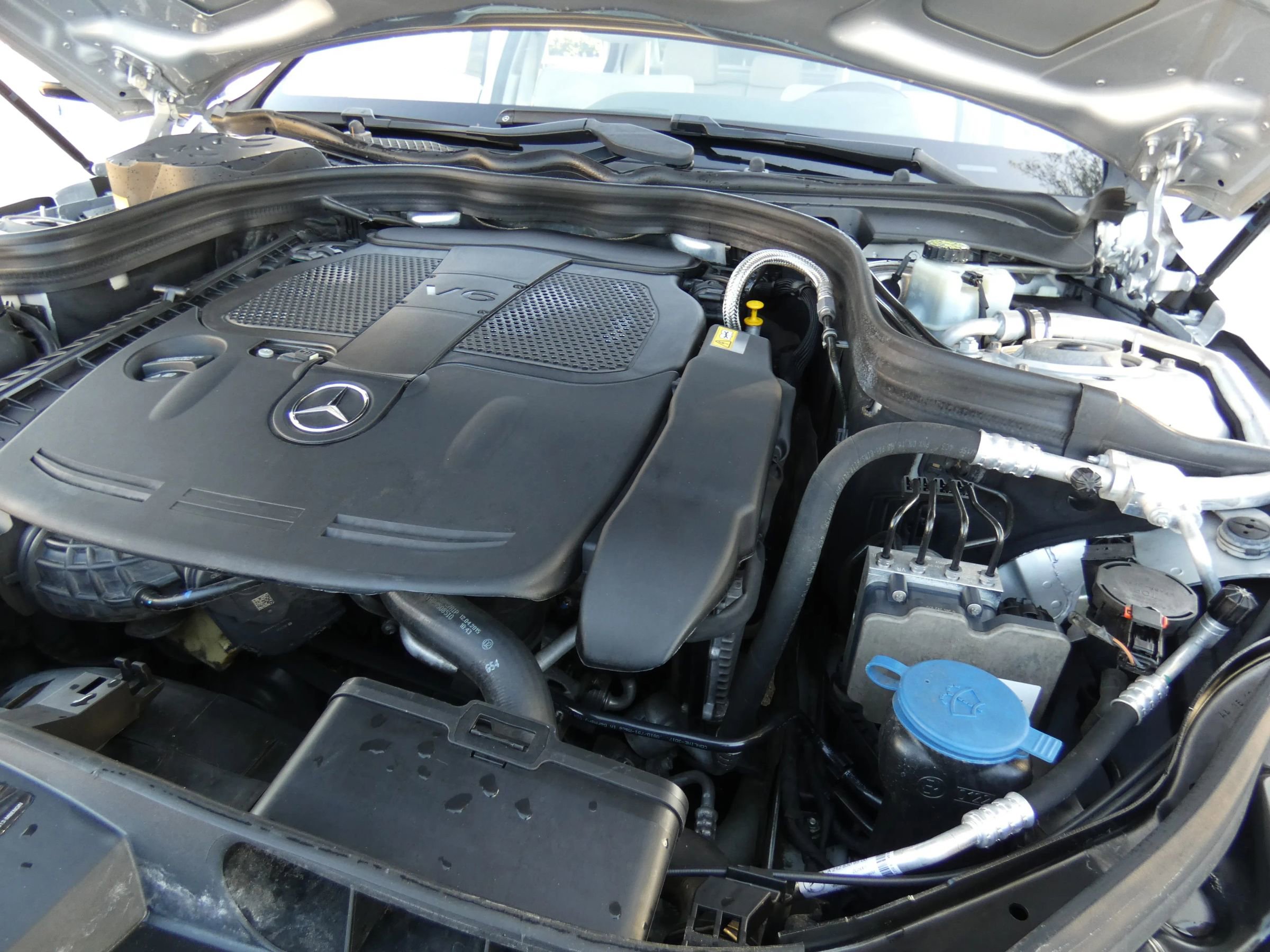 Used 2016 Mercedes-Benz E 350 Sedan w/ Premium Package image 70