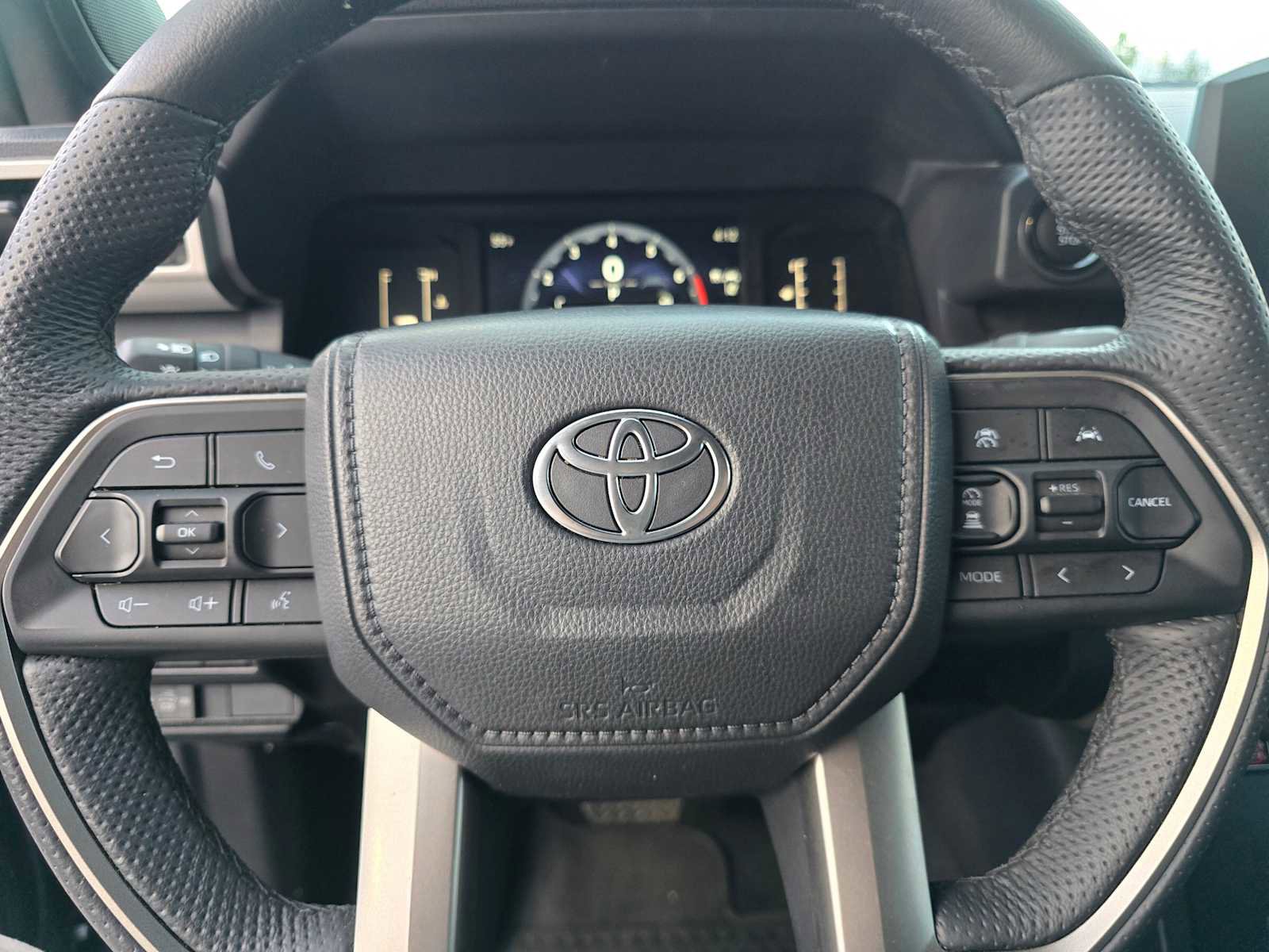 Certified 2025 Toyota Tacoma SR5 image 25