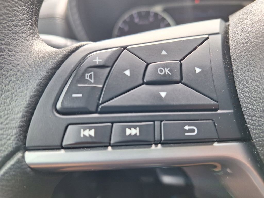 Used 2024 Nissan Sentra SV image 13