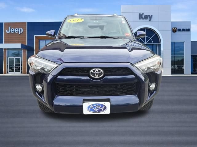Used 2016 Toyota 4Runner SR5 AWD/4WD image 2