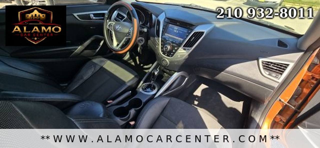 Used 2013 Hyundai Veloster w/ Style Pkg FWD image 13