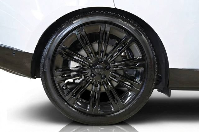 Used 2026 Land Rover Range Rover SE AWD/4WD image 10