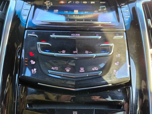 Used 2020 Cadillac Escalade ESV Platinum image 29