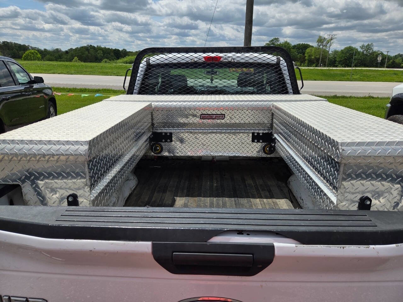 Used 2017 Ford F150 XL w/ Trailer Tow Package RWD image 7