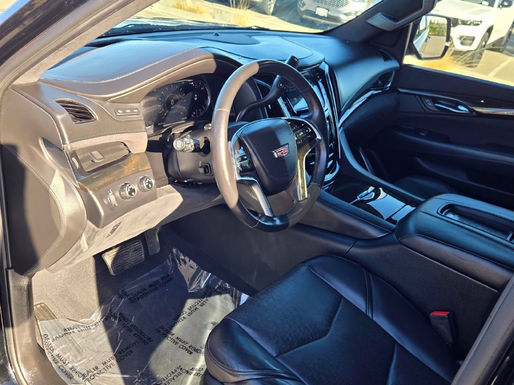 Used 2016 Cadillac Escalade ESV Platinum AWD/4WD image 21