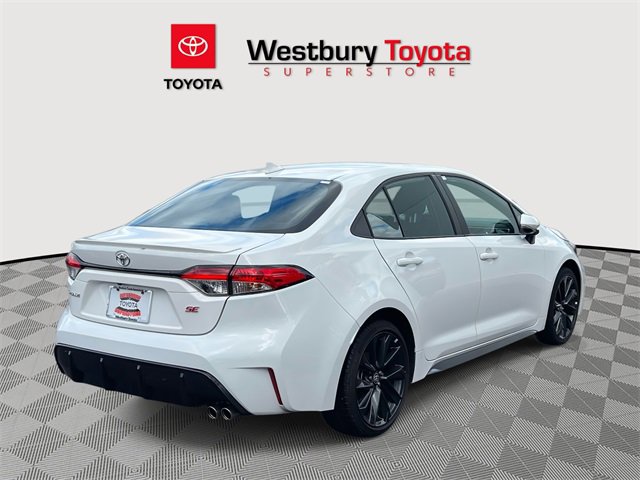 Used 2024 Toyota Corolla SE image 7