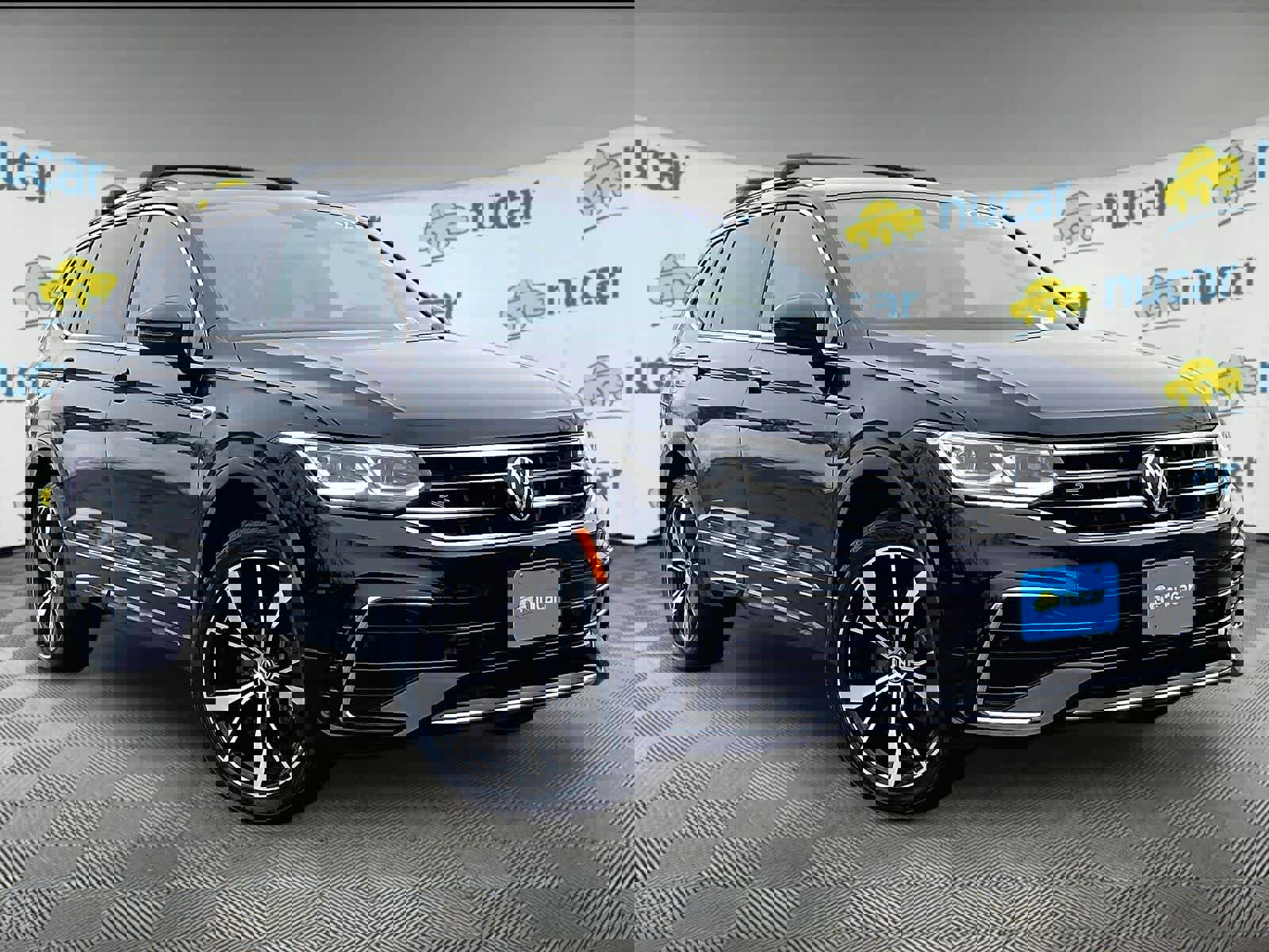 Used 2022 Volkswagen Tiguan SEL R-Line image 1