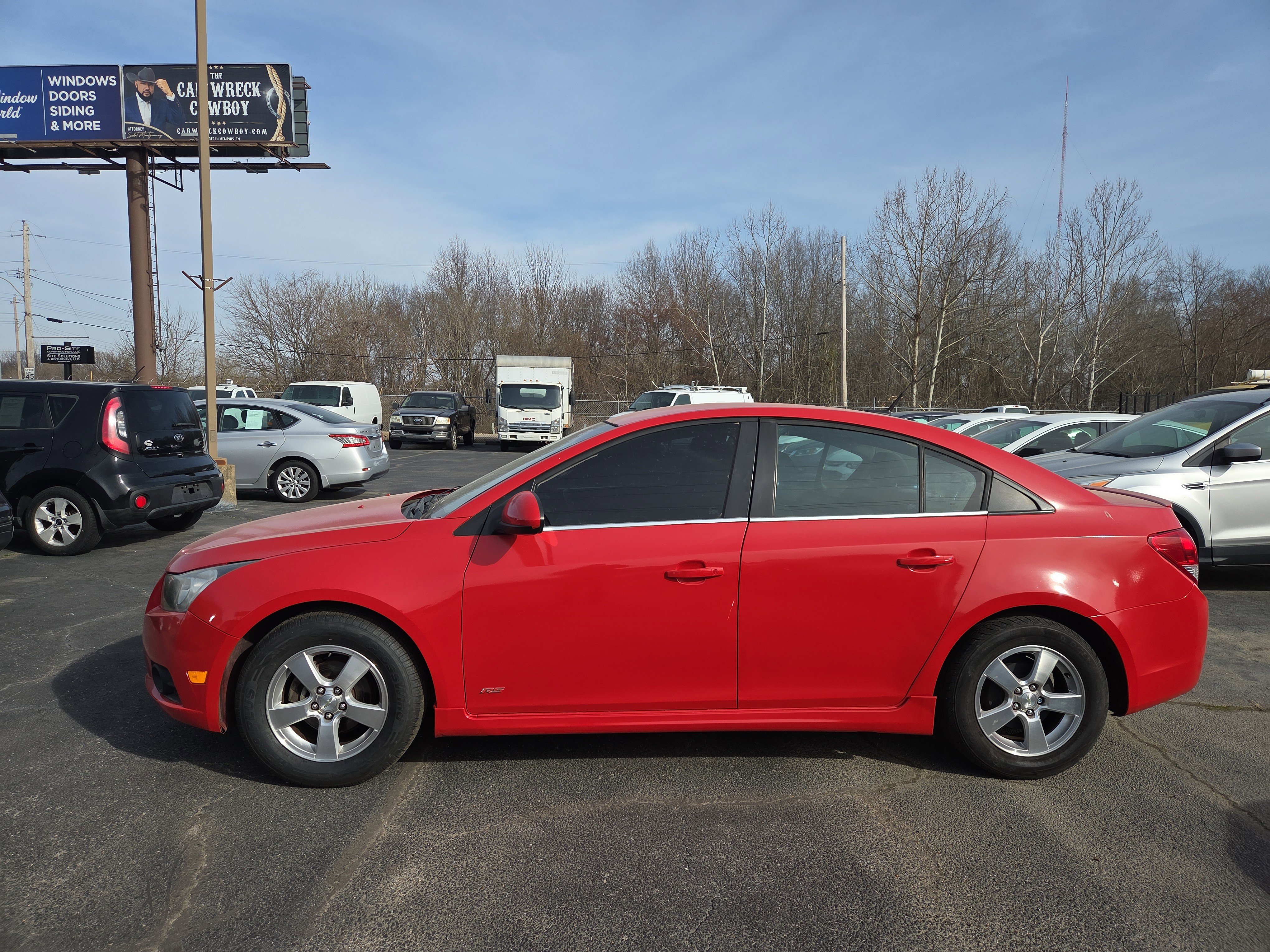 Used 2013 Chevrolet Cruze LT w/ RS Package image 2