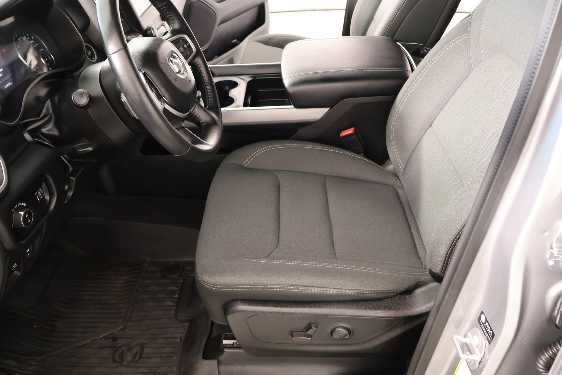 Used 2022 RAM 1500 Lone Star AWD/4WD image 10