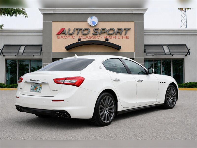Used 2019 Maserati Ghibli S Q4 AWD/4WD image 4
