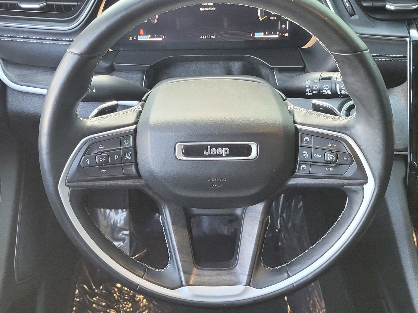 Used 2021 Jeep Grand Cherokee L Limited image 12
