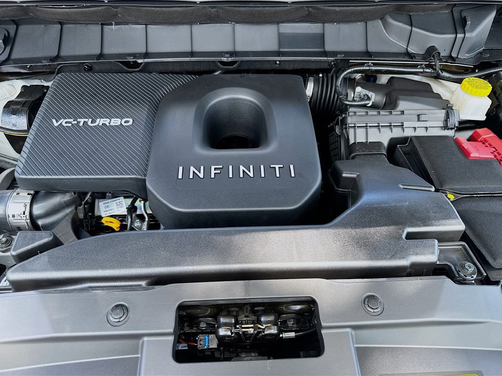 Used 2027 INFINITI QX60 Pure w/ Cargo Package FWD image 33