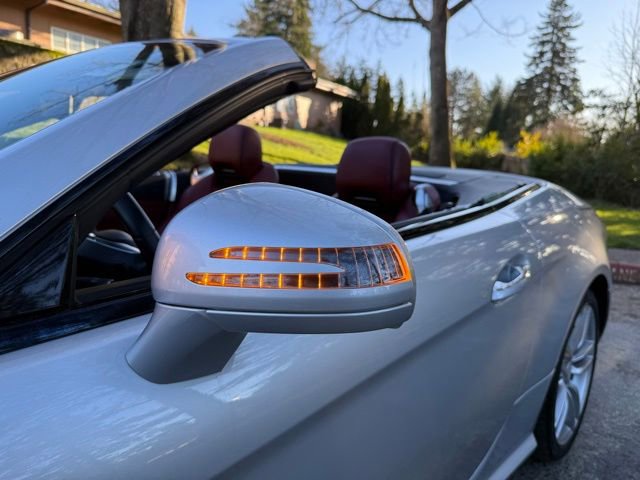 Used 2013 Mercedes-Benz SL 550 image 33