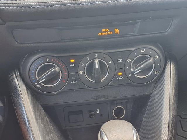 Used 2017 Toyota Yaris iA image 13