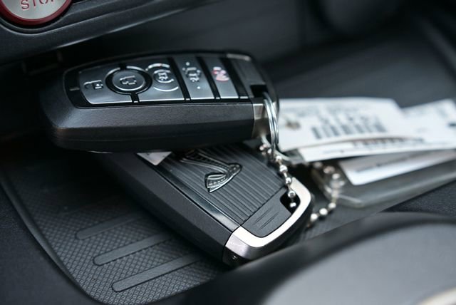 Used 2022 Ford Mustang Shelby GT500 w/ Carbon Fiber Track Pack image 49